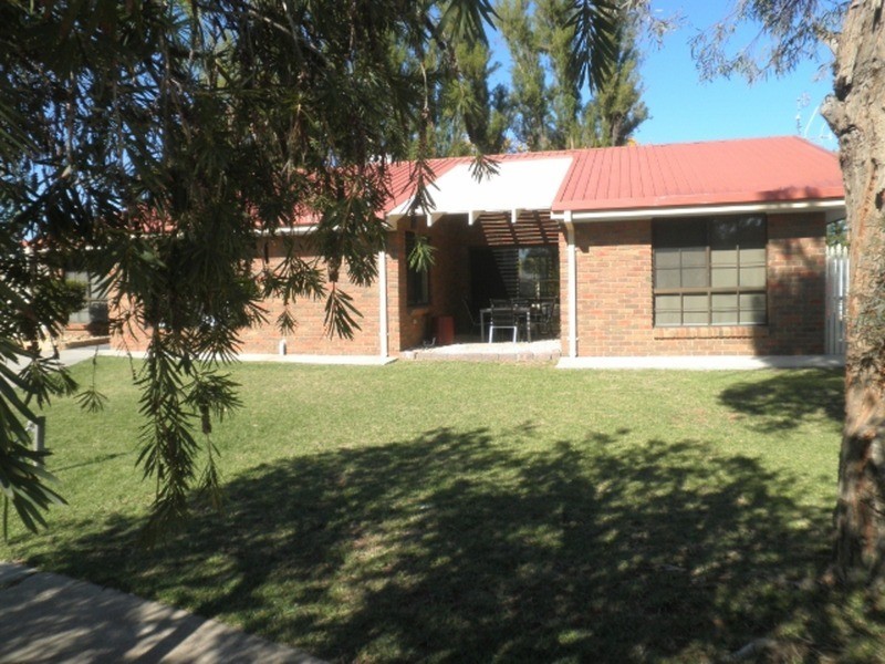 8 Barwick Court, Swan Hill VIC 3585