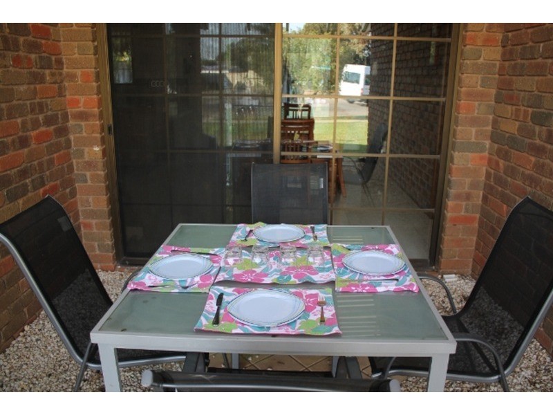 8 Barwick Court, Swan Hill VIC 3585