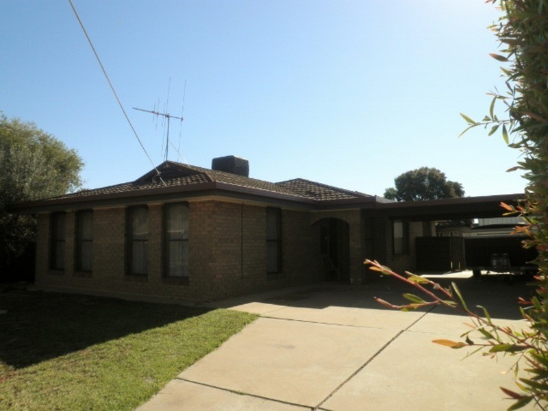 6 Clark  Street, Swan Hill VIC 3585