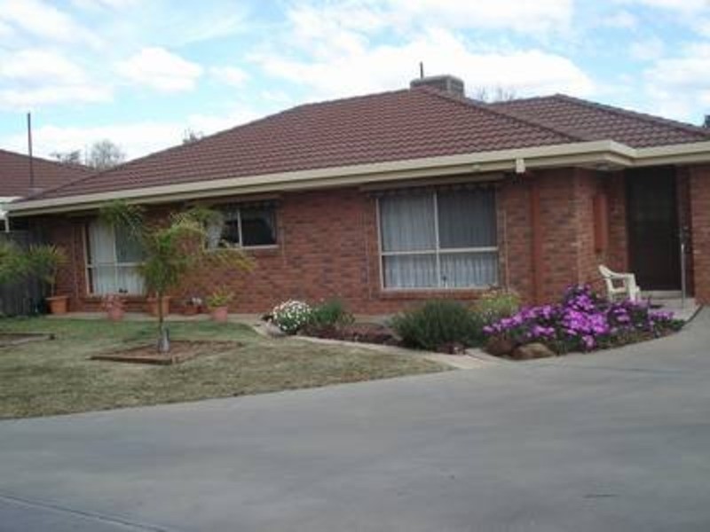2/10 Everingham Street, Swan Hill VIC 3585