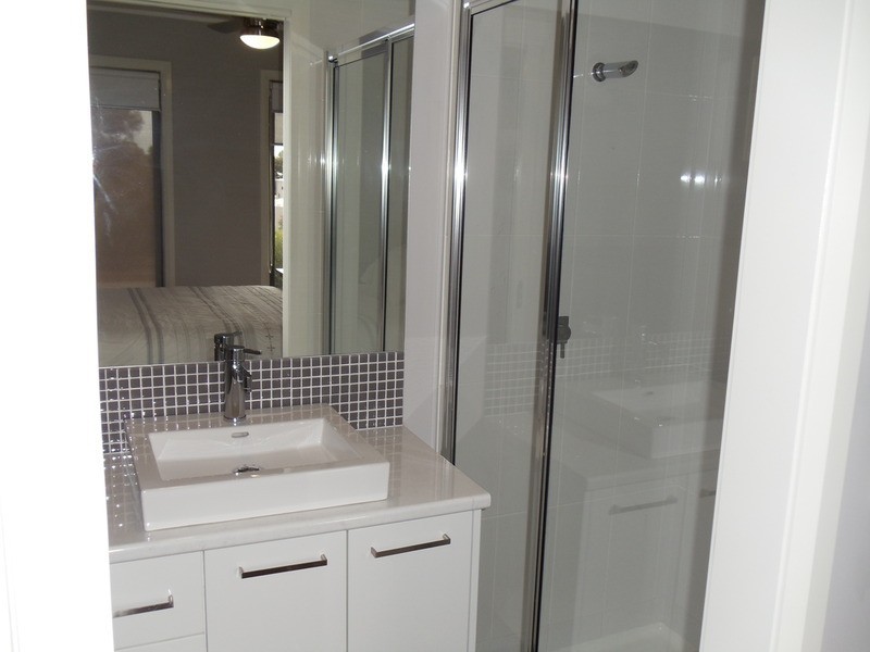 16 Williams Road, Swan Hill VIC 3585