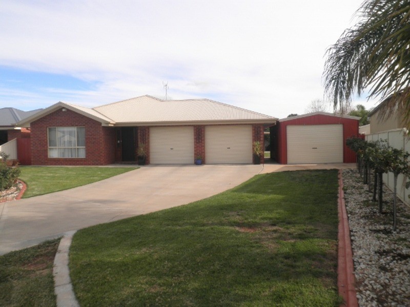6 Emma Court, Swan Hill VIC 3585