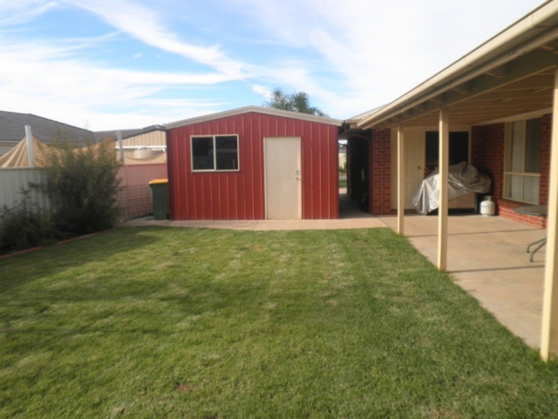 6 Emma Court, Swan Hill VIC 3585