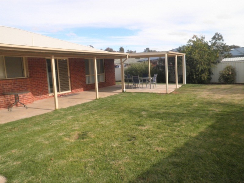 6 Emma Court, Swan Hill VIC 3585