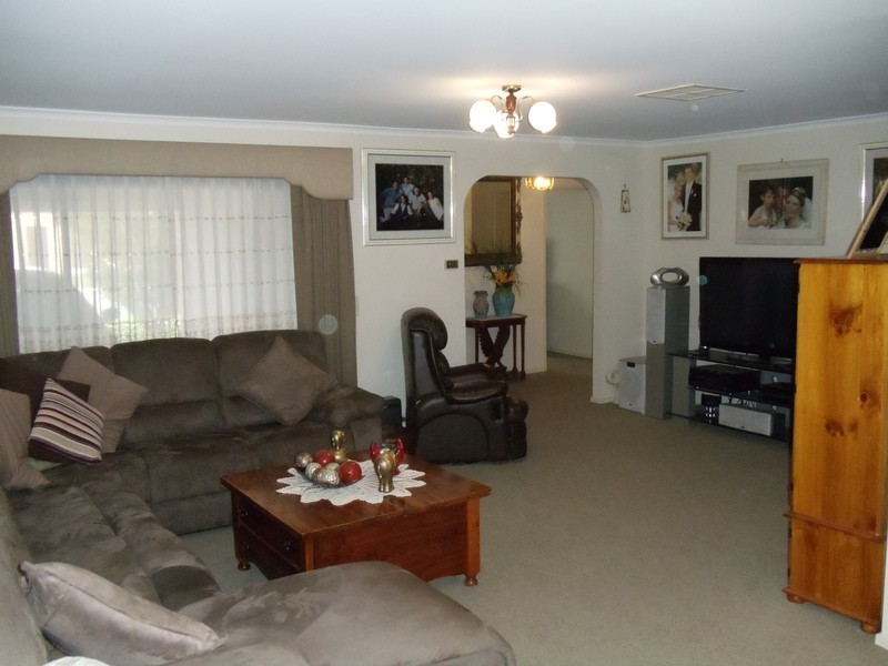 51 Parkview Drive, Swan Hill VIC 3585