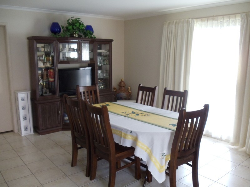 51 Parkview Drive, Swan Hill VIC 3585