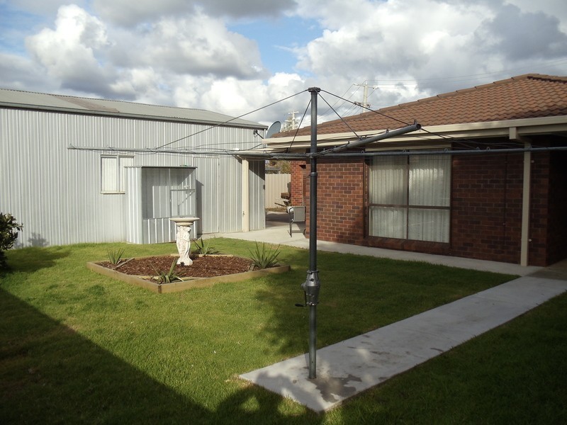 51 Parkview Drive, Swan Hill VIC 3585