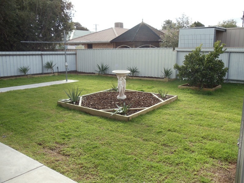 51 Parkview Drive, Swan Hill VIC 3585