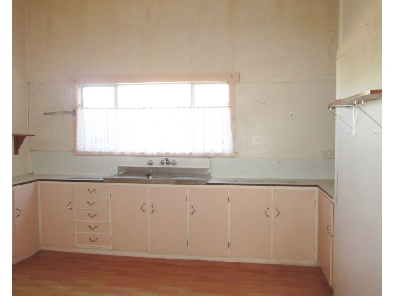 11 Allan Street, Nyah West VIC 3595