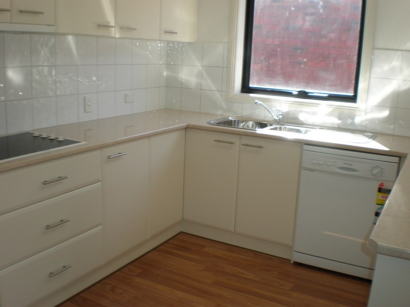 2/9 Betts Court, Swan Hill VIC 3585