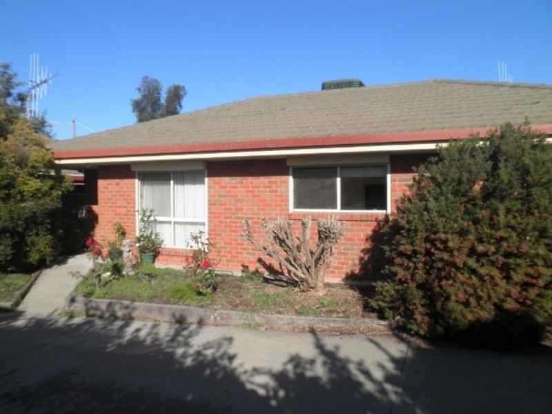 2/12 Splatt Street, Swan Hill VIC 3585