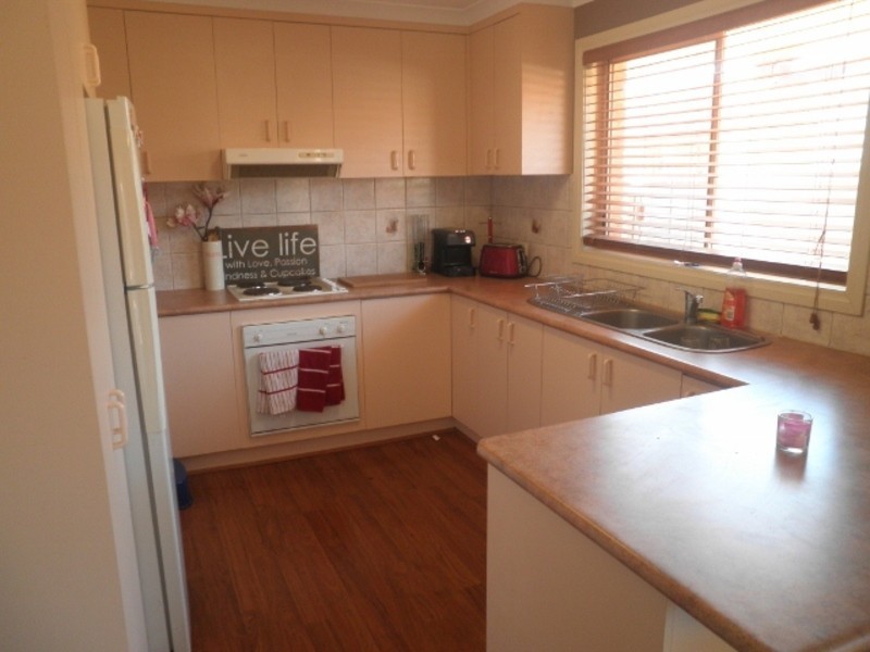 2/7 Cleeland Drive, Swan Hill VIC 3585