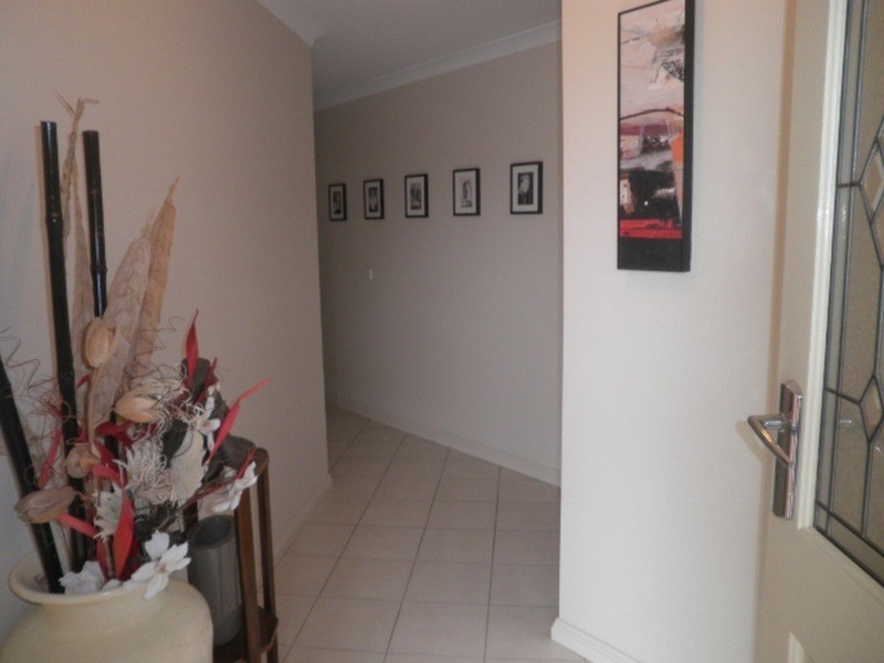 27 Village Way, Swan Hill VIC 3585