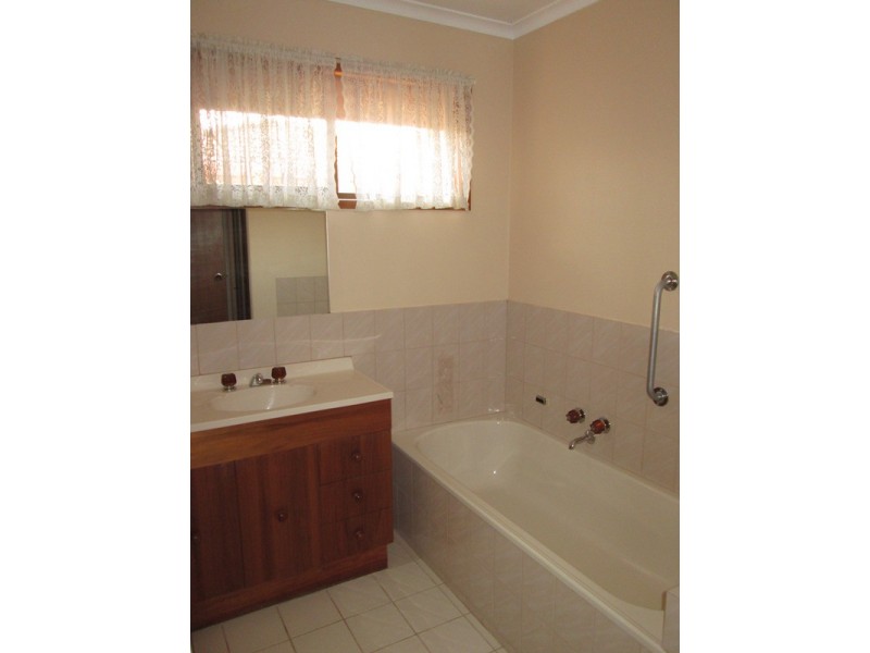 2/339 Beveridge Street, Swan Hill VIC 3585