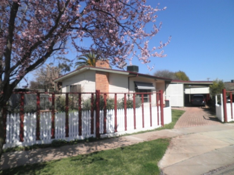 7 Garden Court, Swan Hill VIC 3585