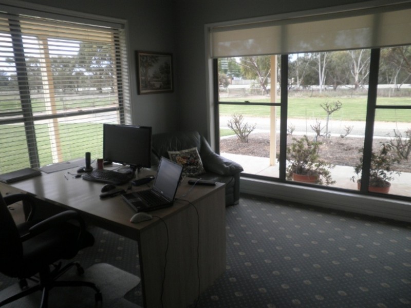 110 Yana Street, Swan Hill VIC 3585