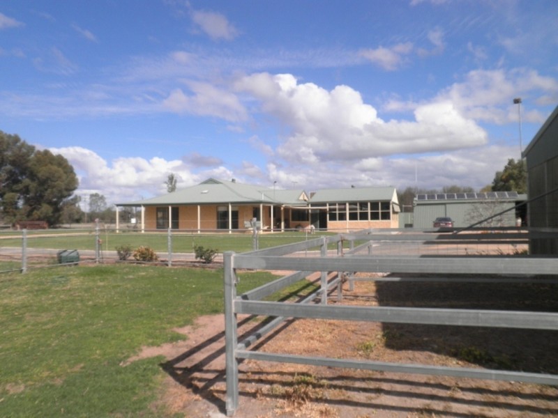 110 Yana Street, Swan Hill VIC 3585