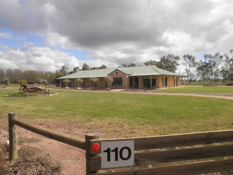 110 Yana Street, Swan Hill VIC 3585