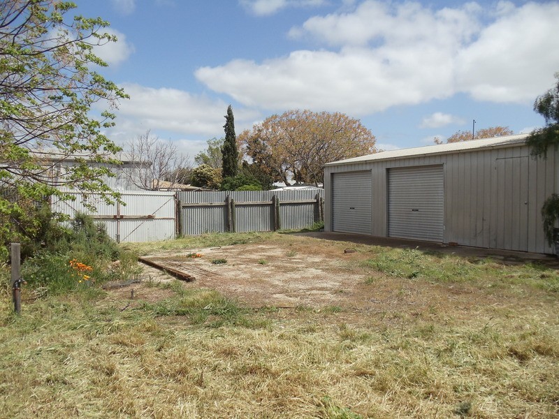 33 Station Street, Lake Boga VIC 3584