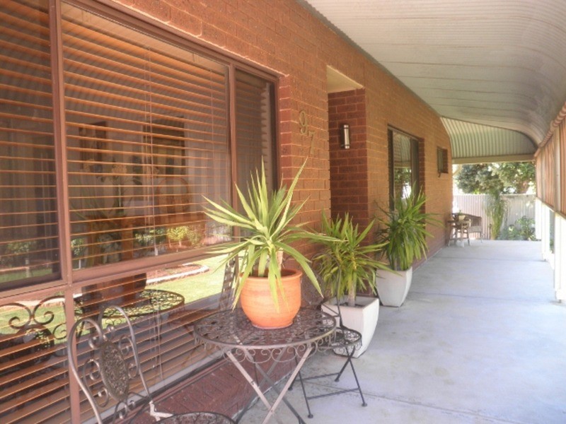 97 High Street, Swan Hill VIC 3585