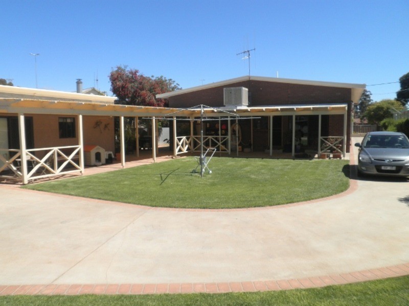 97 High Street, Swan Hill VIC 3585