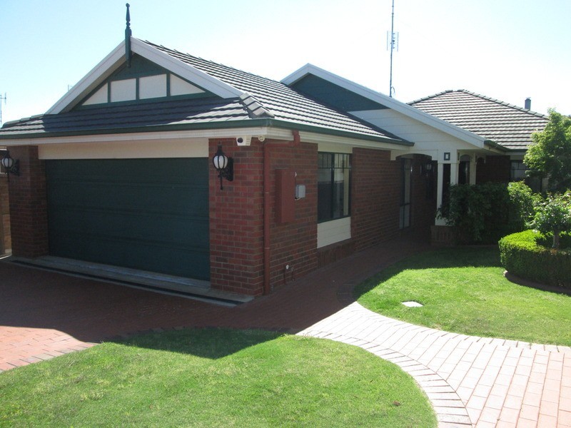 3 Mitchell Street, Swan Hill VIC 3585