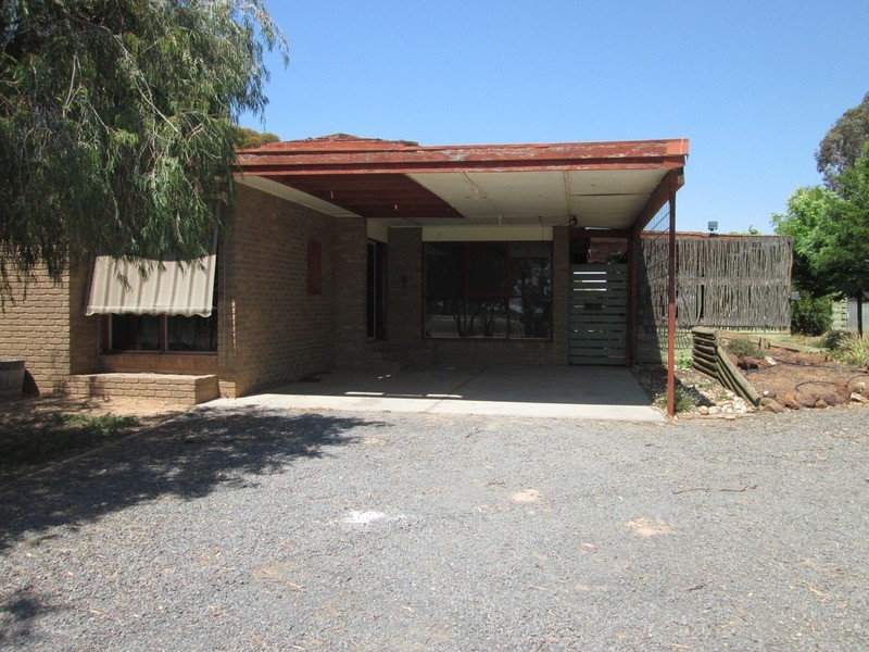 65 Jessie Dunstone Road, Swan Hill VIC 3585