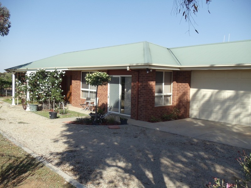 4462a Murray Valley Highway, Lake Boga VIC 3584