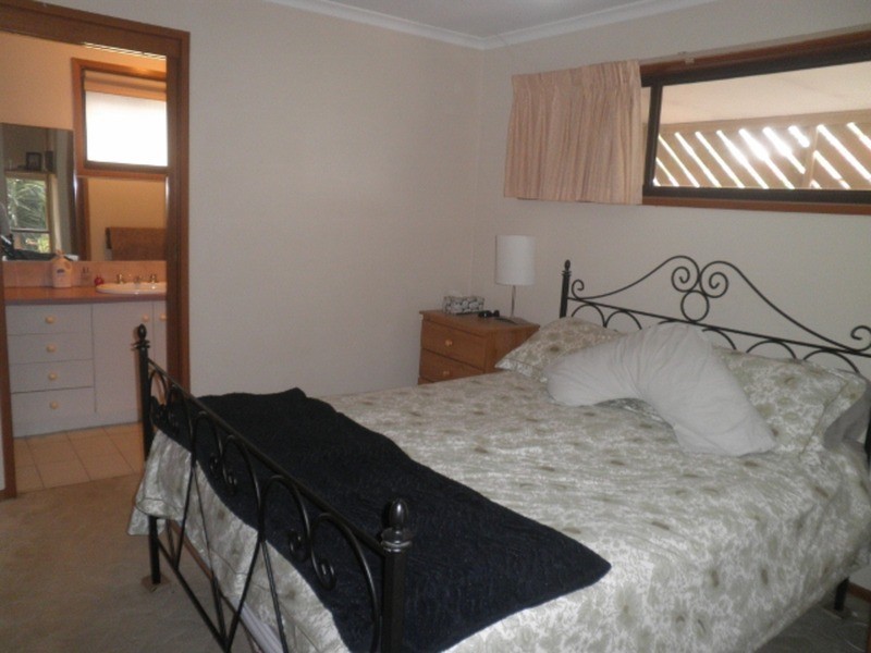 29 Wilkins Grove, Swan Hill VIC 3585