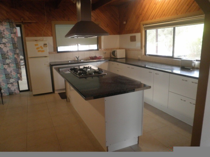 25 Nyah West  Road, Nyah West VIC 3595