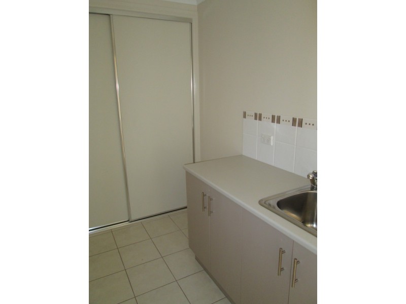 27 Village Way, Swan Hill VIC 3585