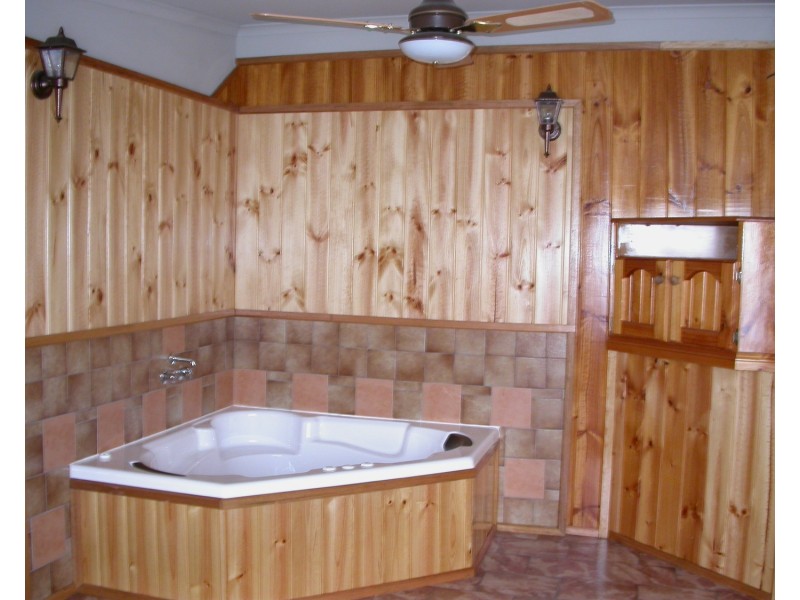 49 Marraboor Street, Lake Boga VIC 3584