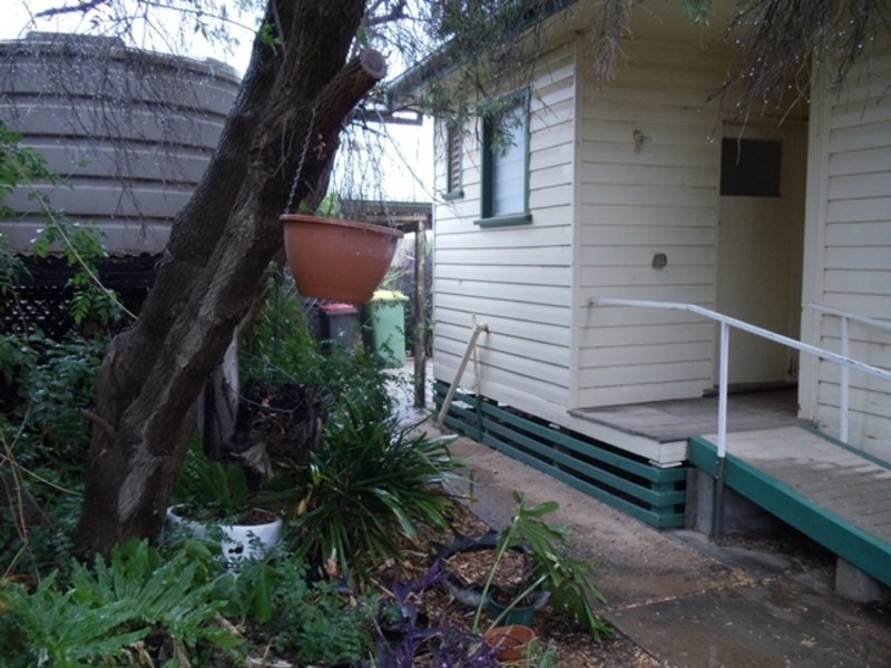 18 Pioneer Street, Manangatang VIC 3546