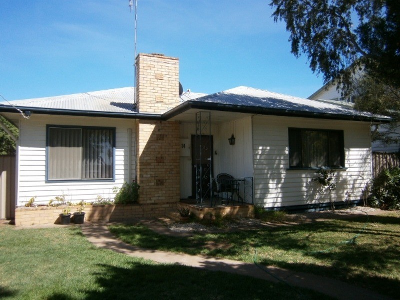 14 El Alamein Avenue, Swan Hill VIC 3585