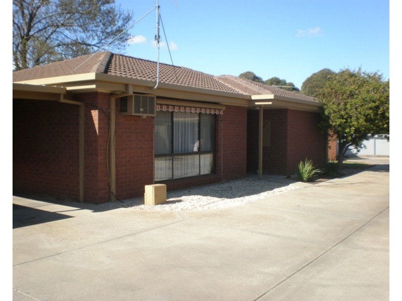 2/123 McCallum Street, Swan Hill VIC 3585