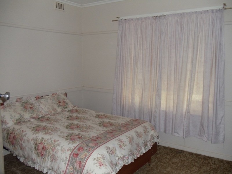 11 Beveridge Street, Piangil VIC 3597