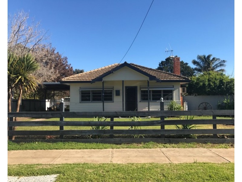 86 Thurla Street, Swan Hill VIC 3585