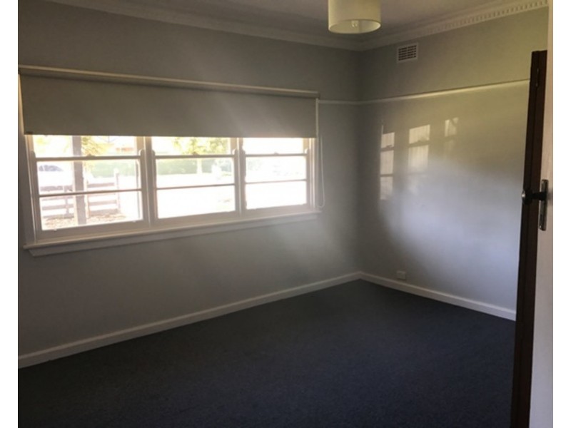 86 Thurla Street, Swan Hill VIC 3585