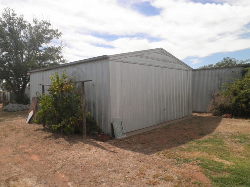 17 Birdwood Avenue, Nyah West VIC 3595