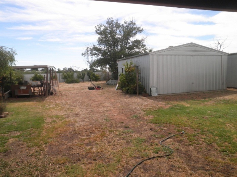 17 Birdwood Avenue, Nyah West VIC 3595