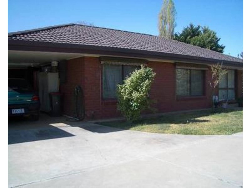 2/3 Kima Street, Swan Hill VIC 3585