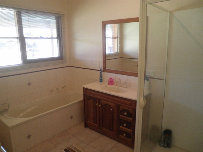 27 Mortoo Street, Swan Hill VIC 3585