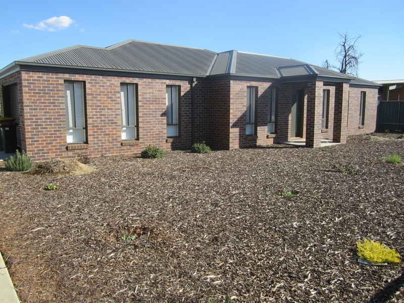 1/37a Pye Street, Swan Hill VIC 3585