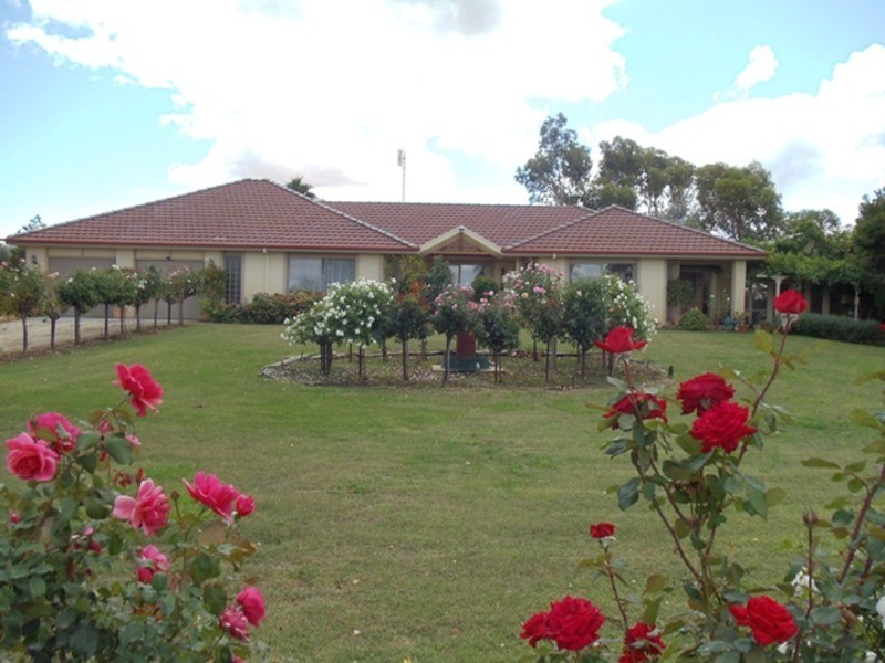 60 Mystic Park East Road, Lake Charm VIC 3581