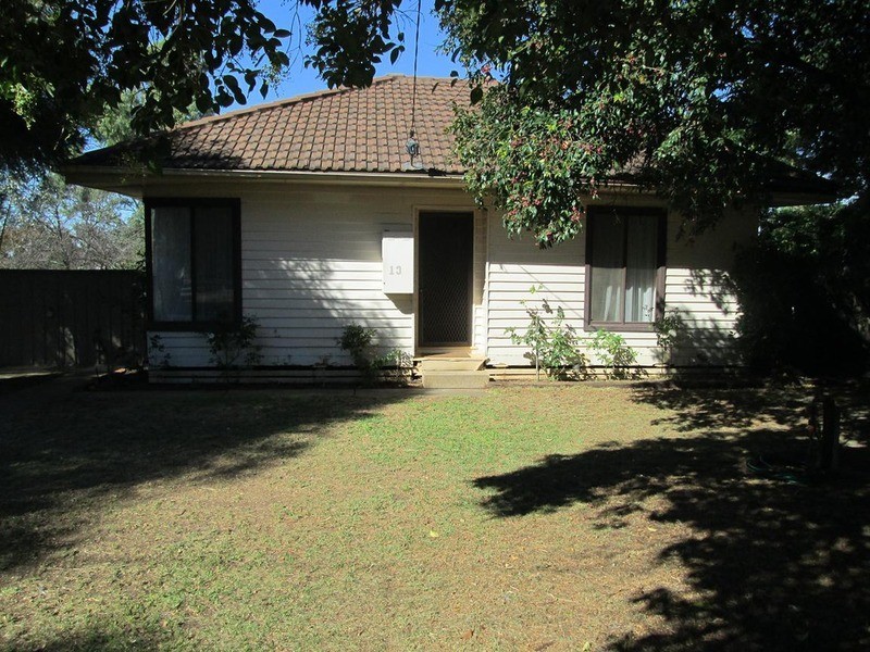 13 Allan Street, Nyah West VIC 3595