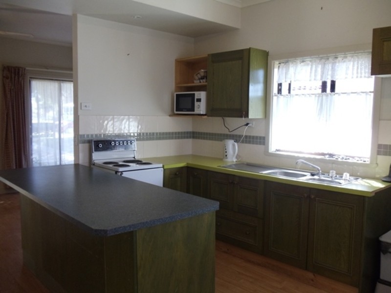 13 Allan Street, Nyah West VIC 3595