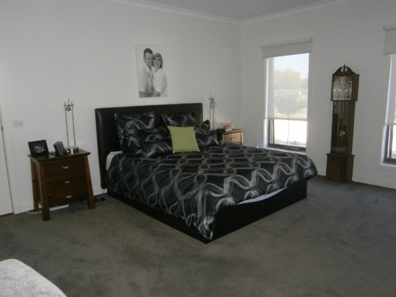 6 Notting Road, Swan Hill VIC 3585