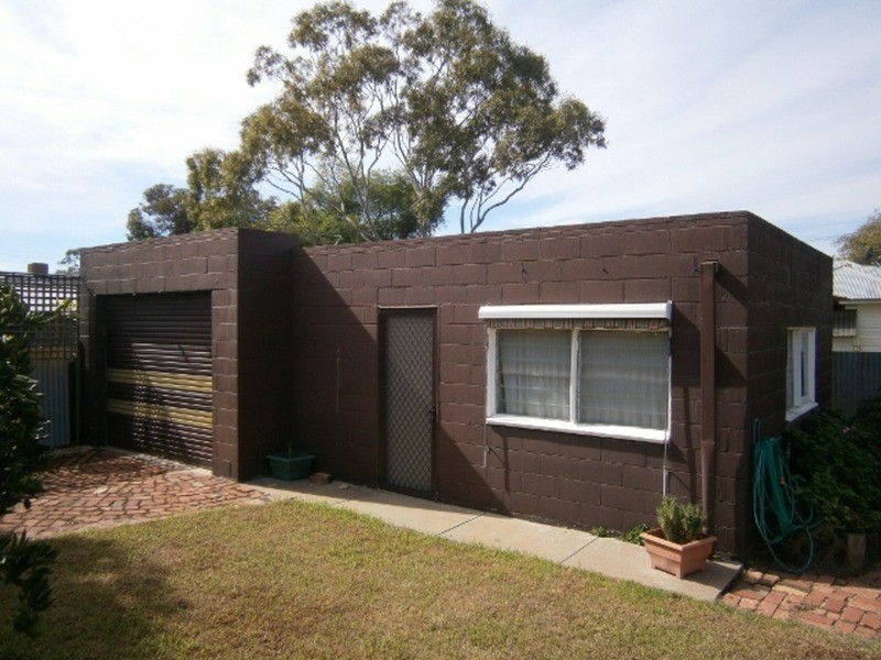 27 Dunstone Street, Swan Hill VIC 3585