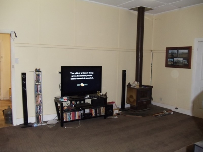 2 Howard Street, Sea Lake VIC 3533