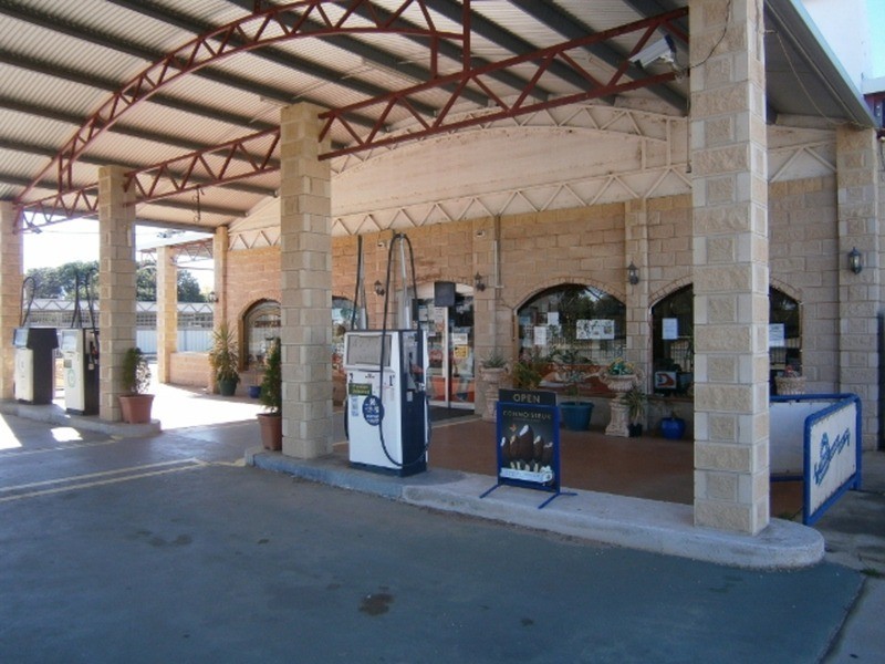 64 Stradbroke Avenue, Nyah VIC 3594